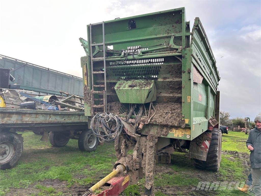 Strautmann PS 2401 Manure spreaders