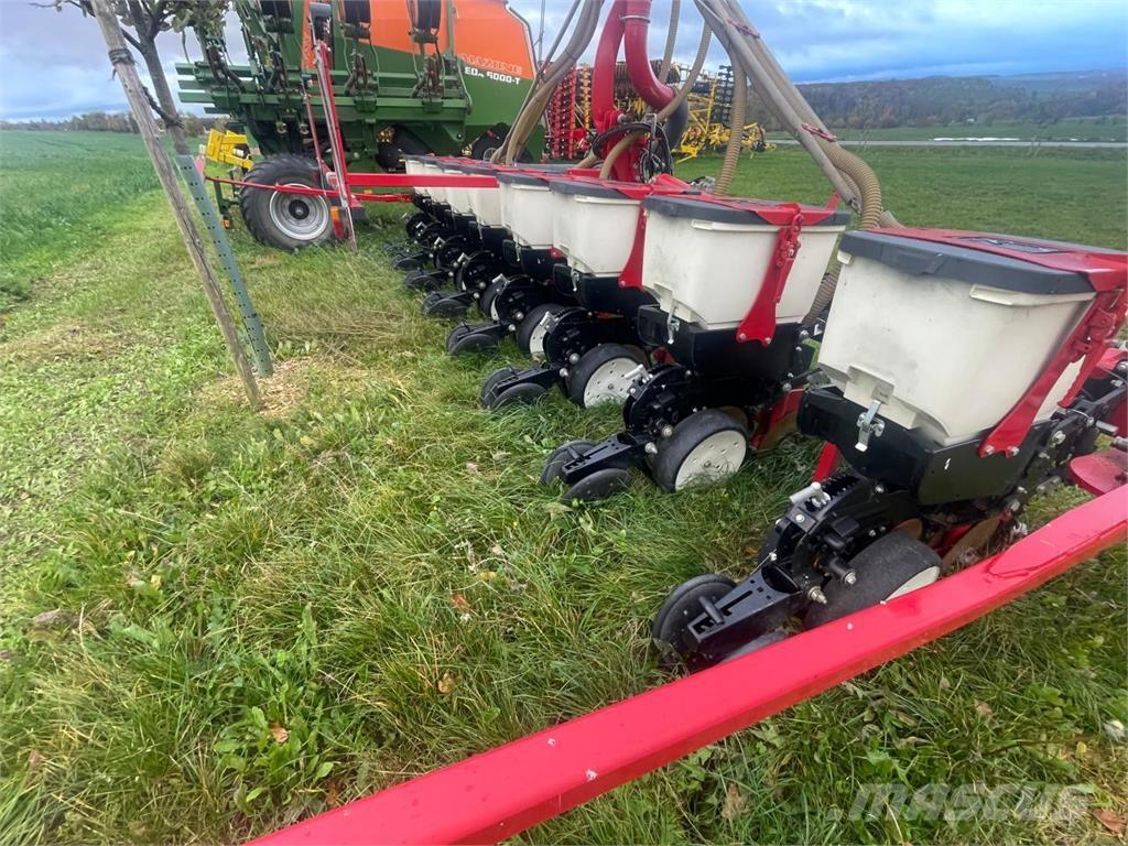 Horsch Maistro 8RC Precision sowing machines