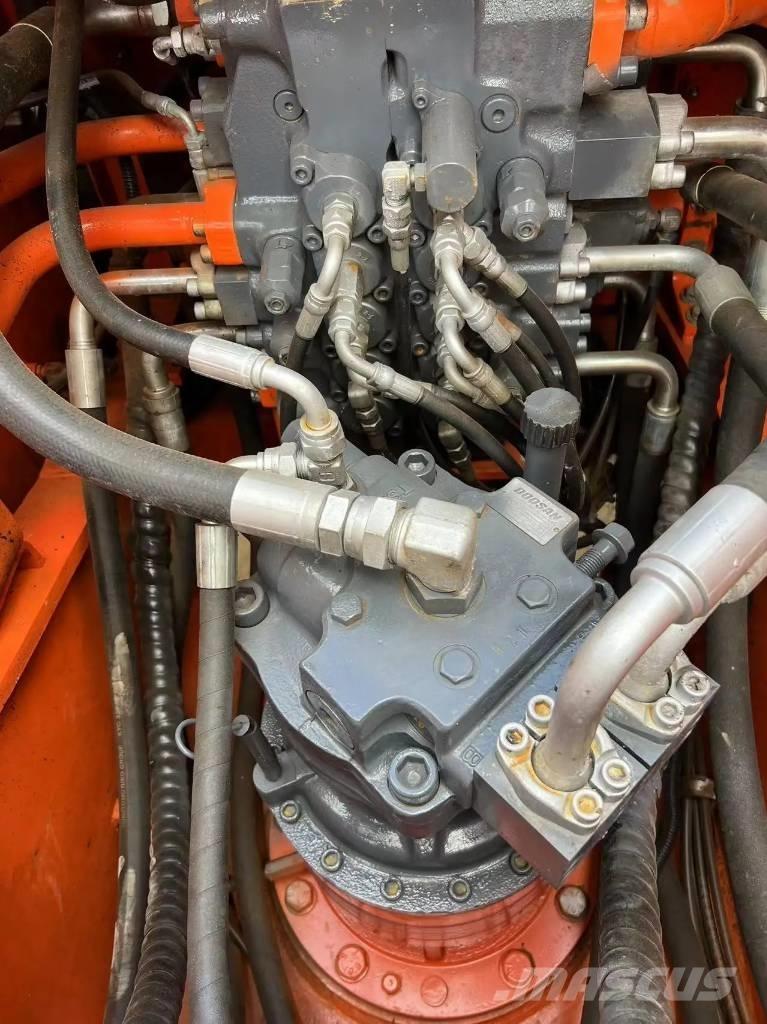 Doosan DX 225 LC-9c Mini excavators < 7t