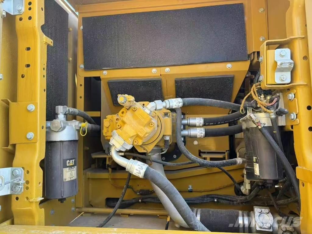 CAT 345GC Crawler excavators