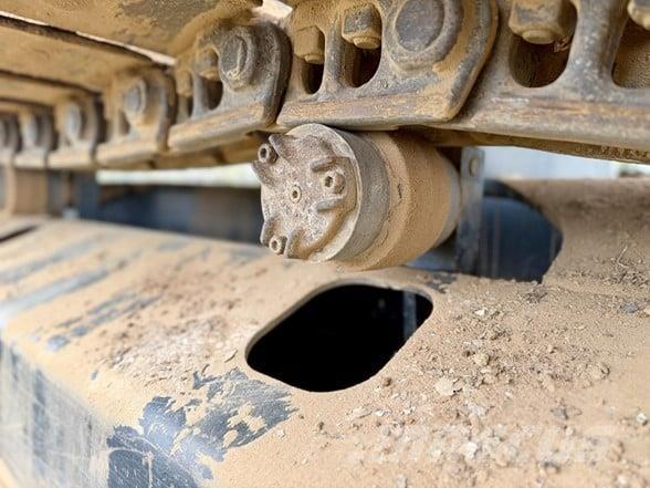 CAT 320 Crawler excavators