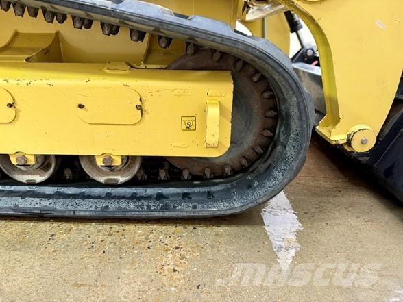 Yanmar T210 Skid steer loaders