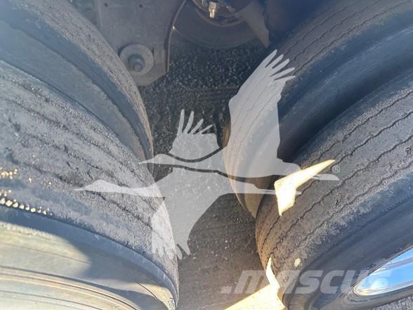 Utility 3000R Temperature controlled semi-trailers