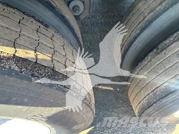 Utility 3000R Temperature controlled semi-trailers