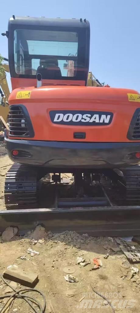 Doosan DX60 Mini excavators < 7t