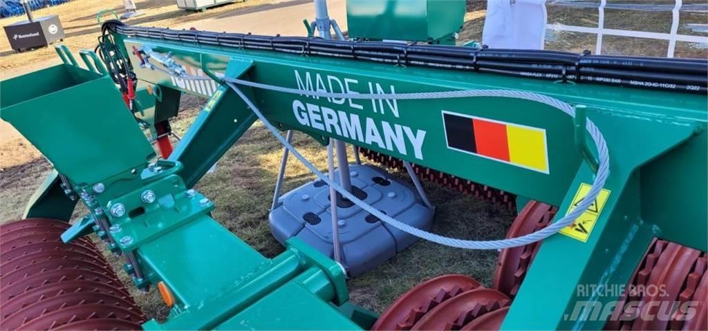Lomma AW 9300 Farming rollers
