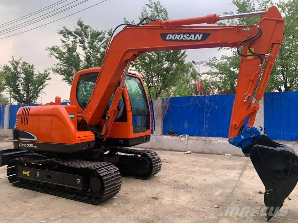 Doosan DX 75-9 C Midi excavators  7t - 12t