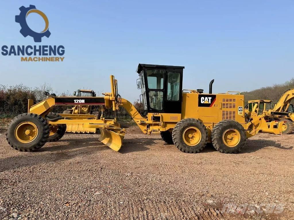 CAT 120H Graders