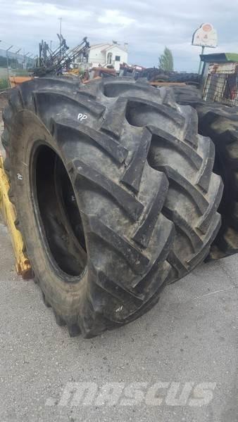  Pneus 16.9-30 Tyres, wheels and rims
