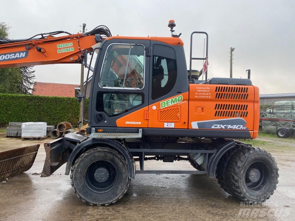 Doosan DX 140 W -5 All terrain cranes