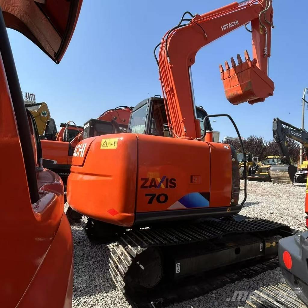 Hitachi ZX 70 Crawler excavators