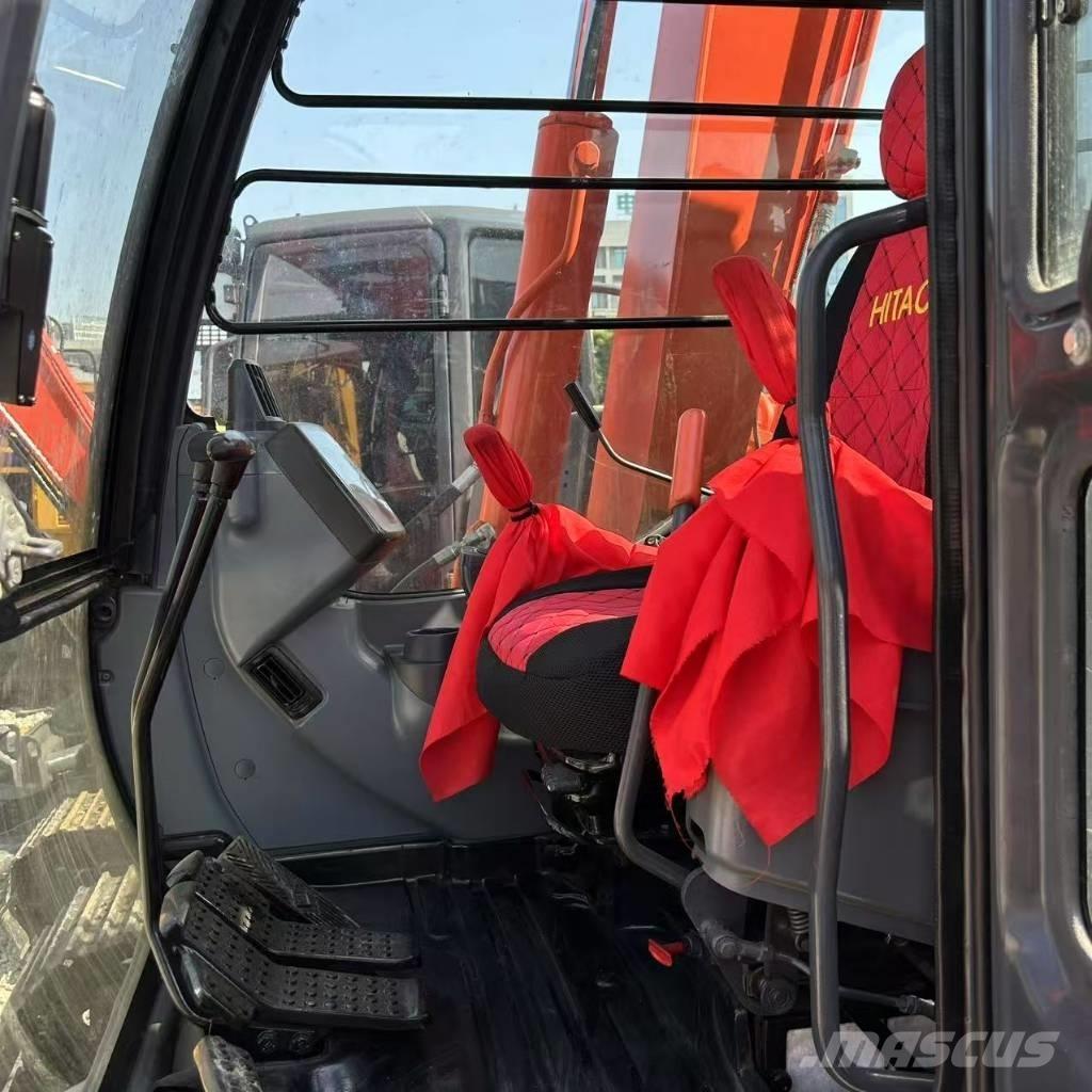 Hitachi ZX 70 Crawler excavators