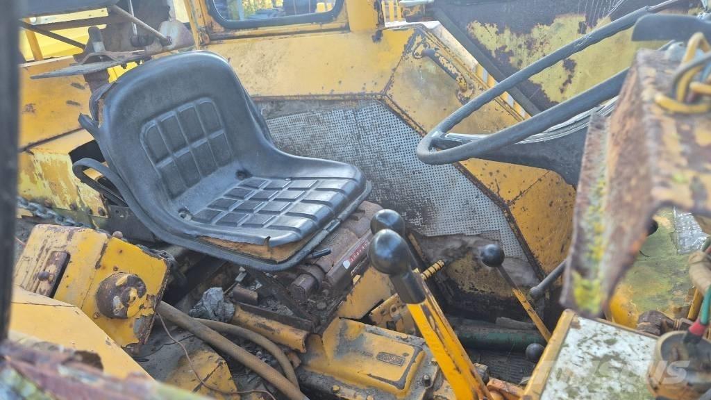 Ford 4500 TLB's