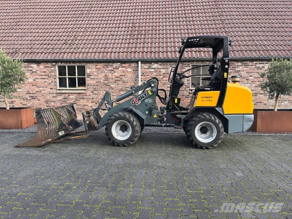 GiANT V 452 T x-tra Mini loaders