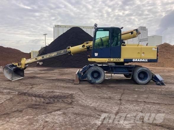 Gradall XL 2300 Wheeled excavators