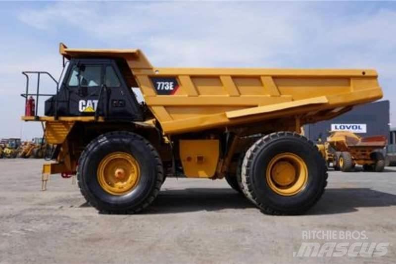 CAT 773E Articulated Haulers