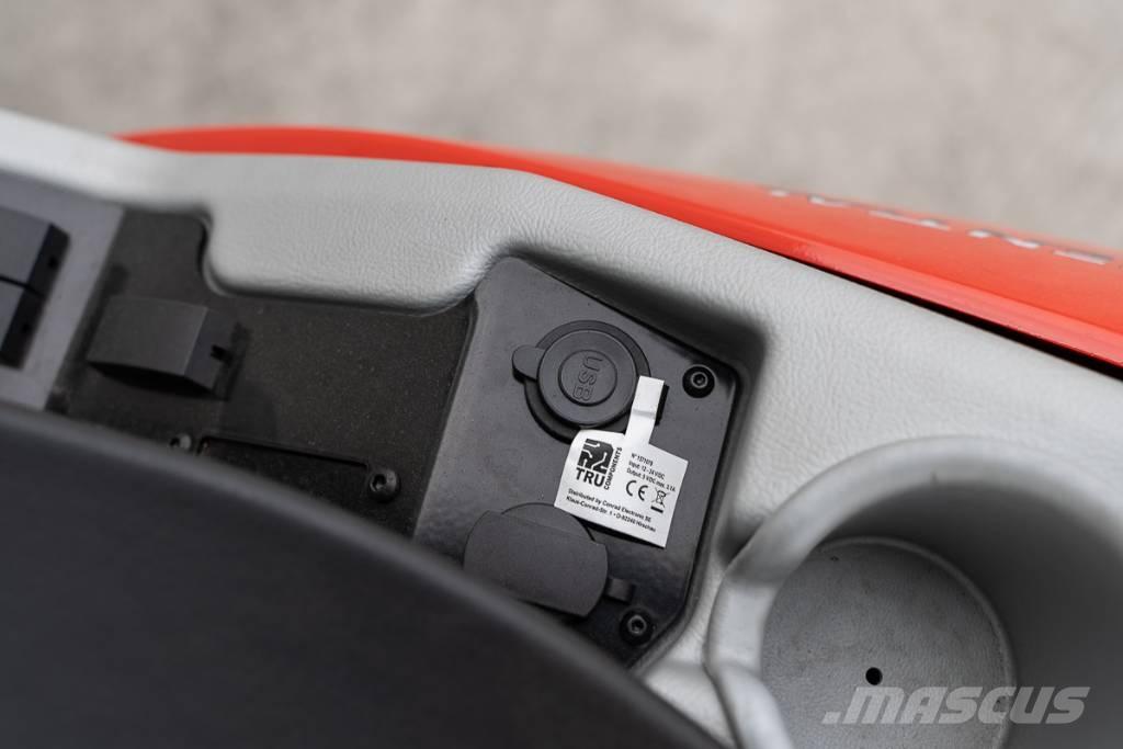 Manitou MLA 3-25 HC Mini loaders