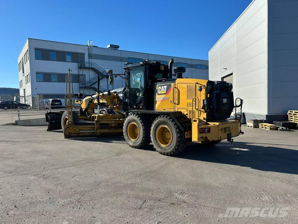 CAT 140 M 3 AWD Graders