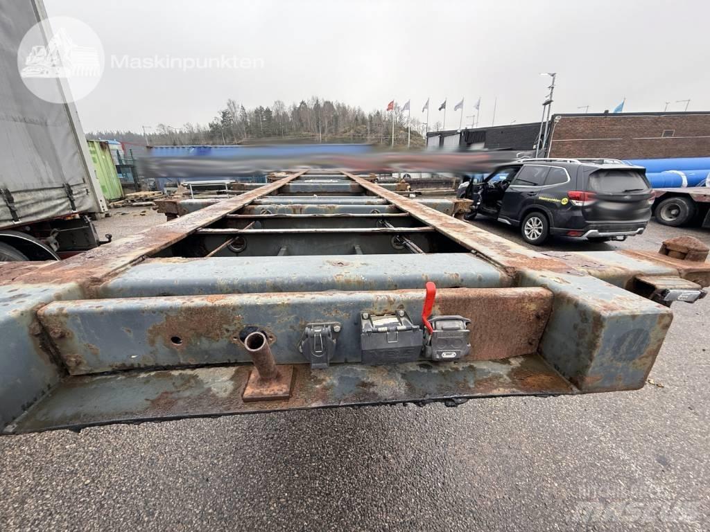 Schweriner CS 40 Containerframe/Skiploader semi-trailers