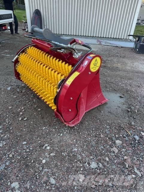 Lloyd 10-14 Screening buckets