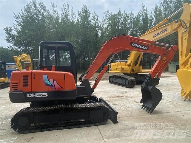Doosan DH55 Mini excavators < 7t