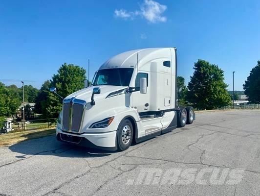 Kenworth T 680 Truck Tractor Units