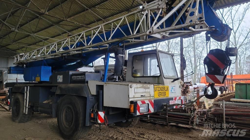 Liebherr LTM 1025 All terrain cranes