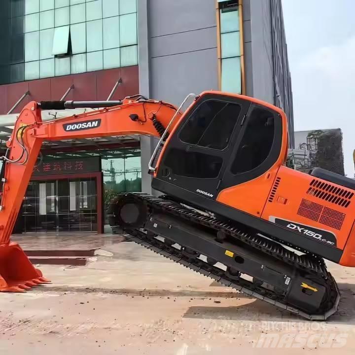 Doosan DX150 Midi excavators  7t - 12t