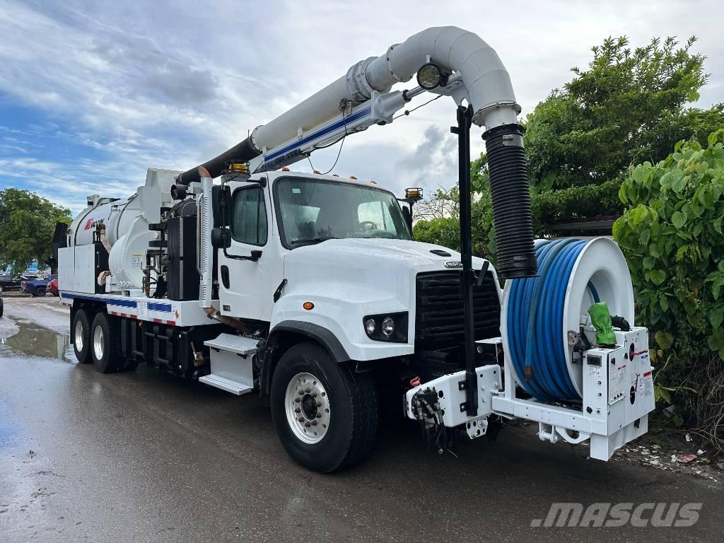 Freightliner 114 SD Sewage disposal Trucks