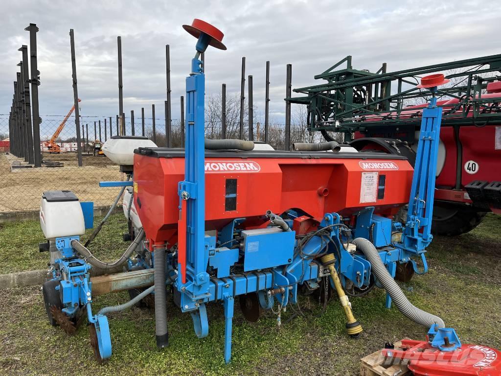 Monosem NG PLUS 6R Planters