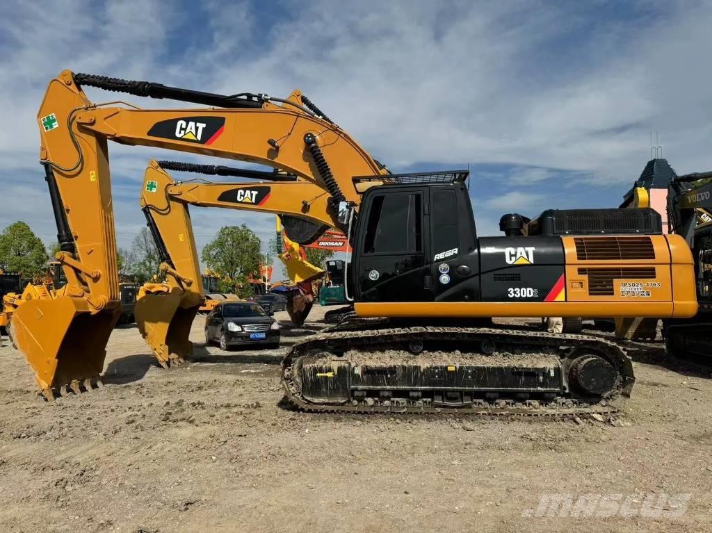 CAT 330 D2 Midi excavators  7t - 12t