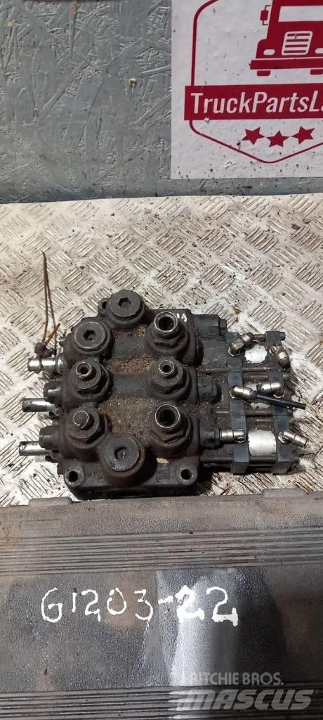 MAN TGA divider Hydraulics