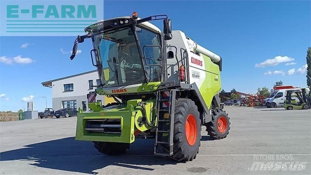 CLAAS evion 410 Combine harvesters