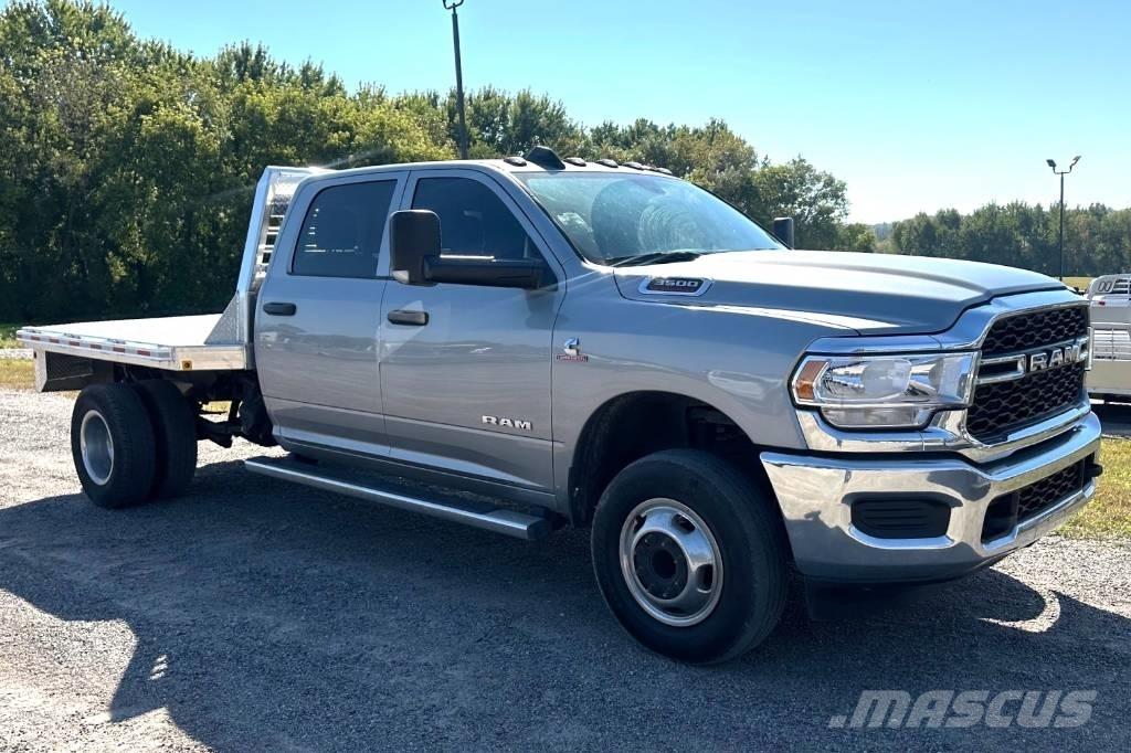 RAM 3500 TRADESMAN Flatbed/Dropside trucks