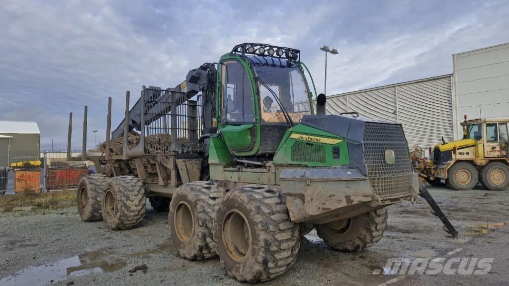John Deere 1010G Forwarders