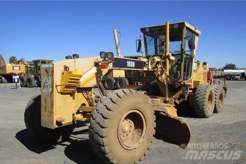 CAT 160H Graders