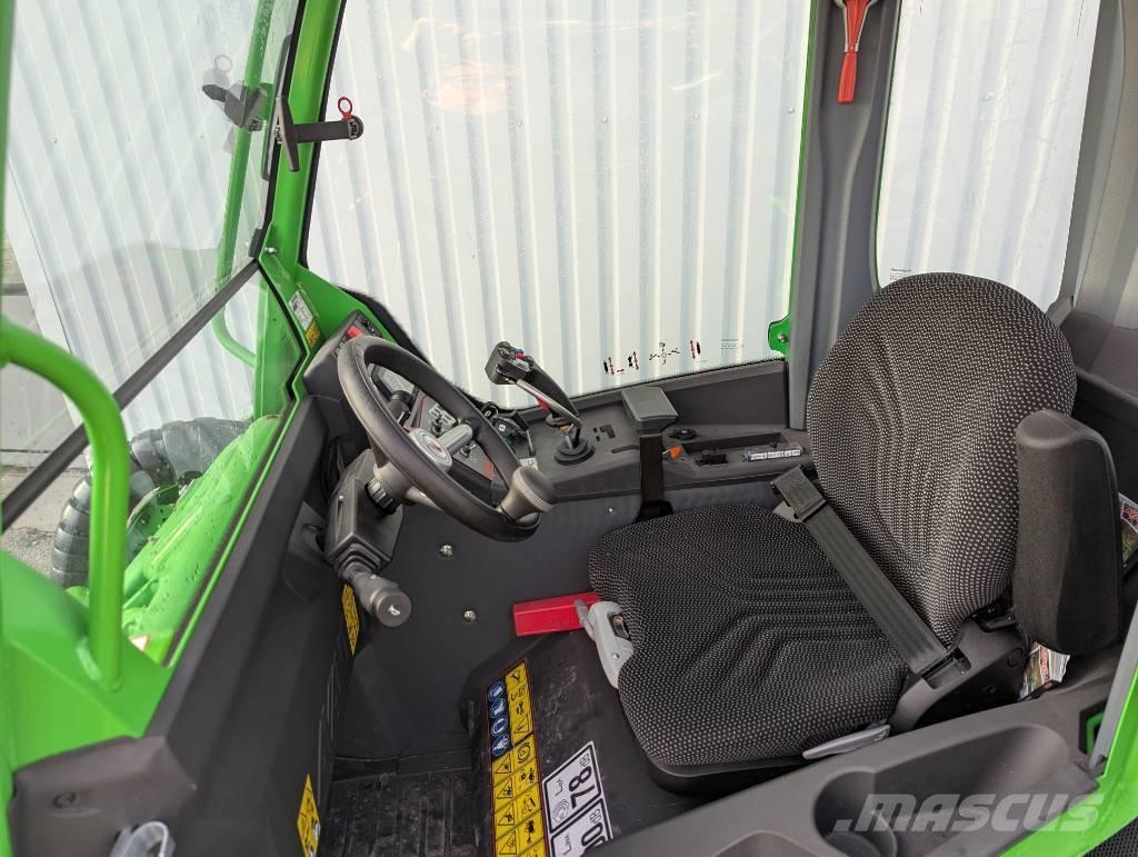 Avant 640 Skid steer loaders