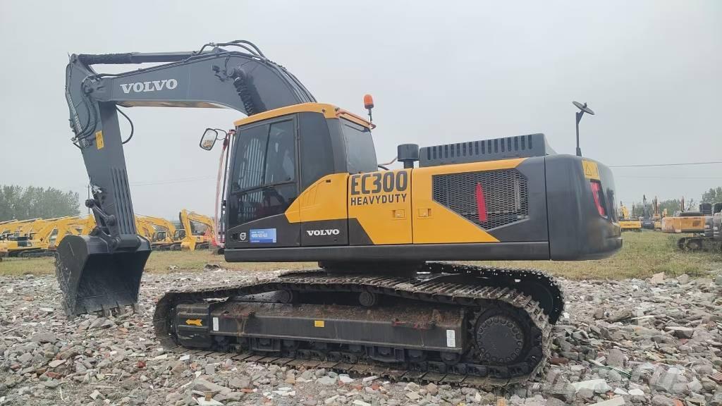 Volvo EC300 D Mini excavators < 7t