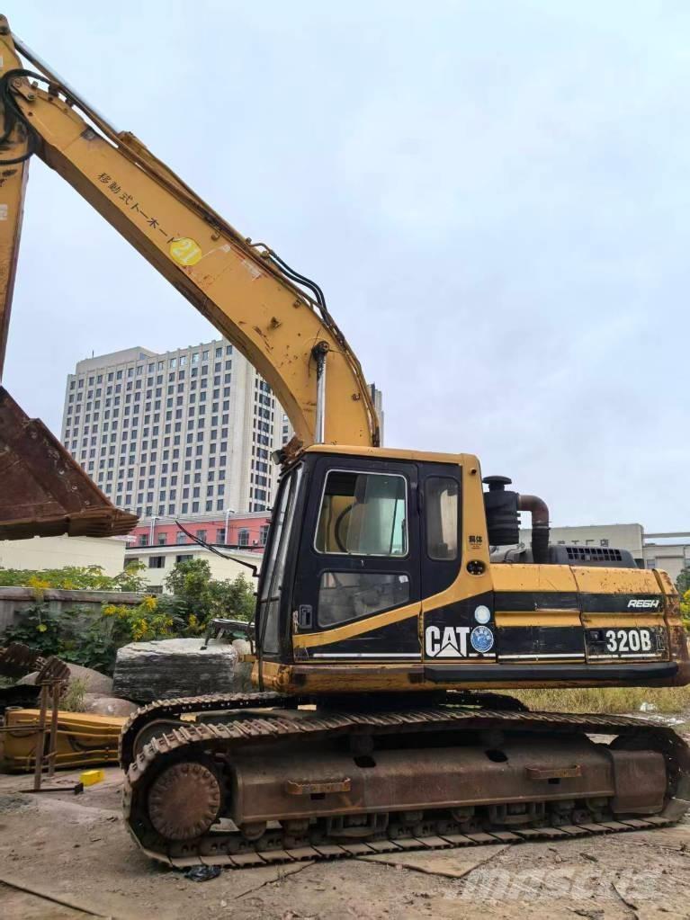 CAT 320BL Midi excavators  7t - 12t