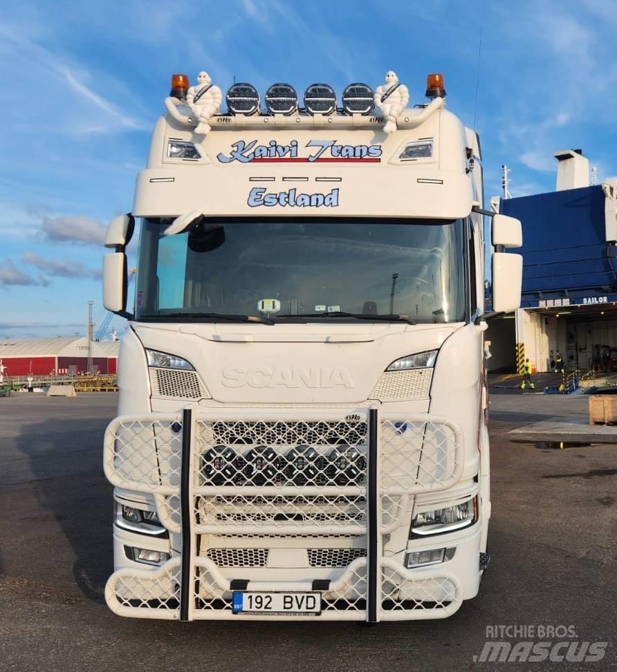 Scania R 450 A4X2LB Truck Tractor Units