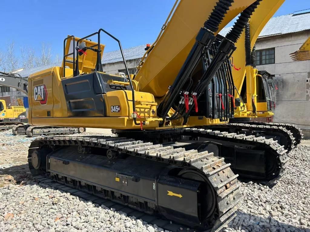 CAT 345D Crawler excavators