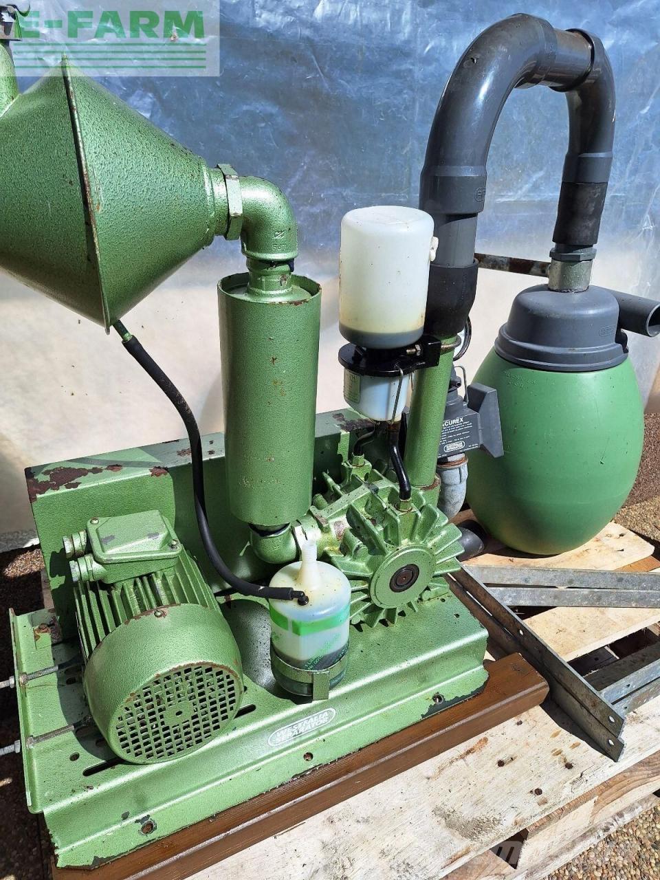 New Holland td5.85 Tractors