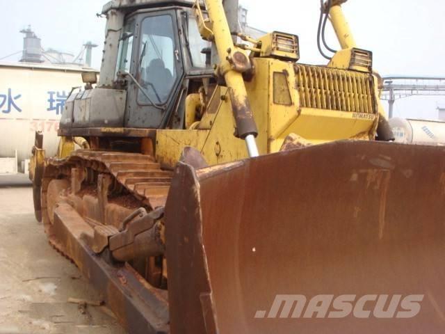 Komatsu d155a-2 Crawler dozers