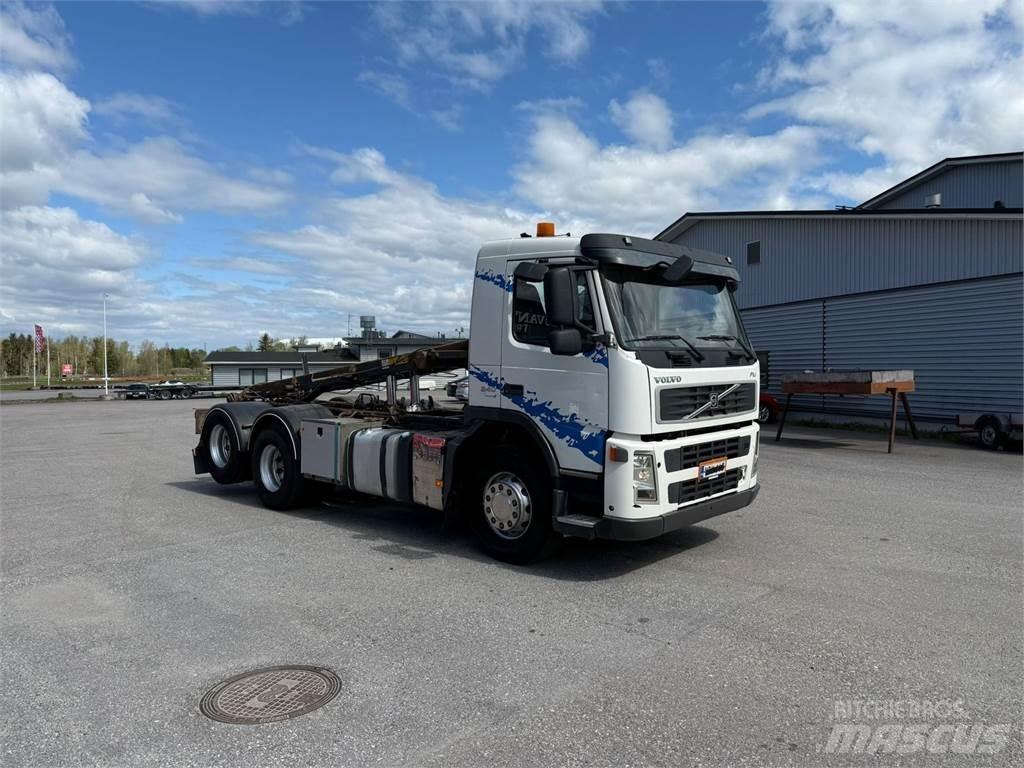 Volvo FM340 6x2 Demountable trucks