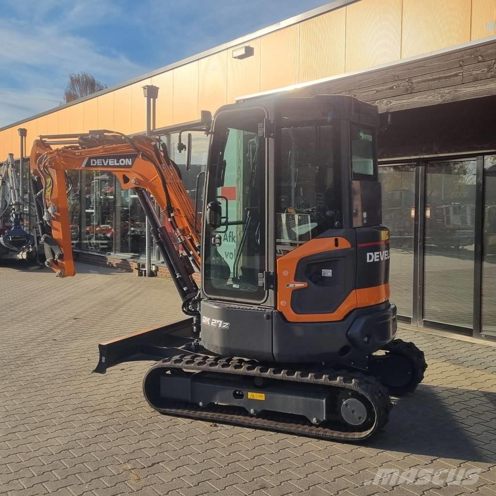  Delevon DX27-Z Mini excavators < 7t