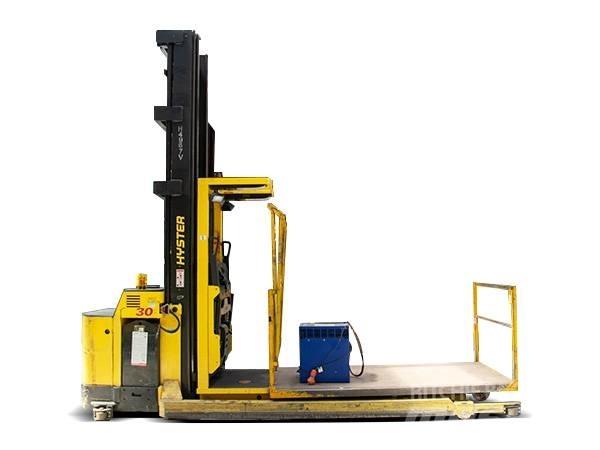 Hyster R30XMF2 High lift order picker
