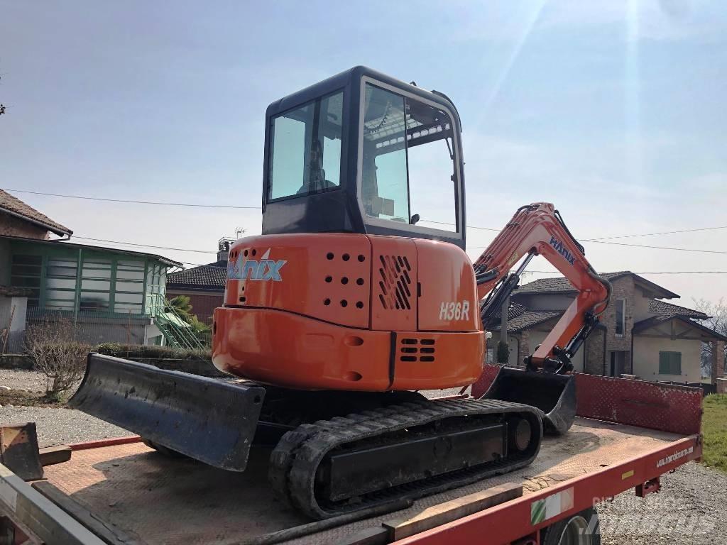 Hanix H36R Mini excavators < 7t