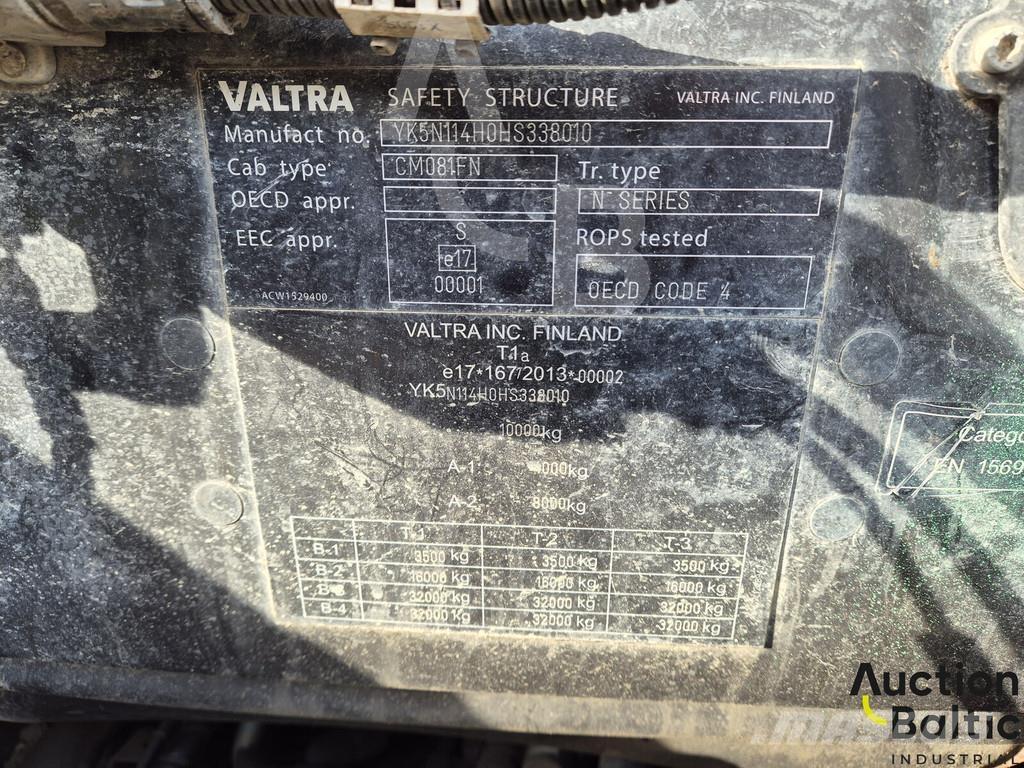 Valtra N114 EH Forwarders
