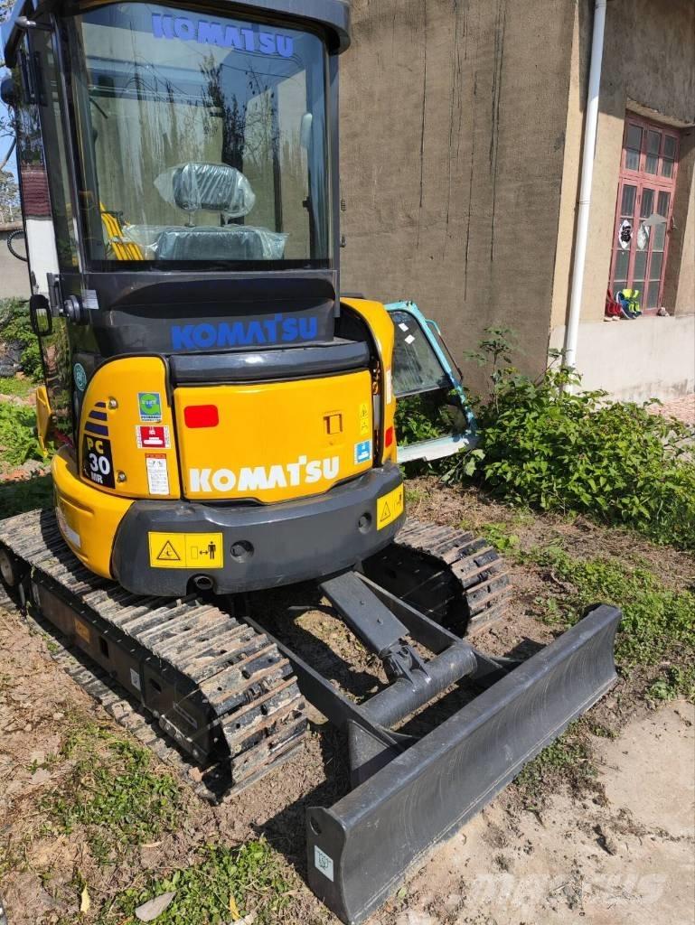 Komatsu PC 30 MR Mini excavators < 7t