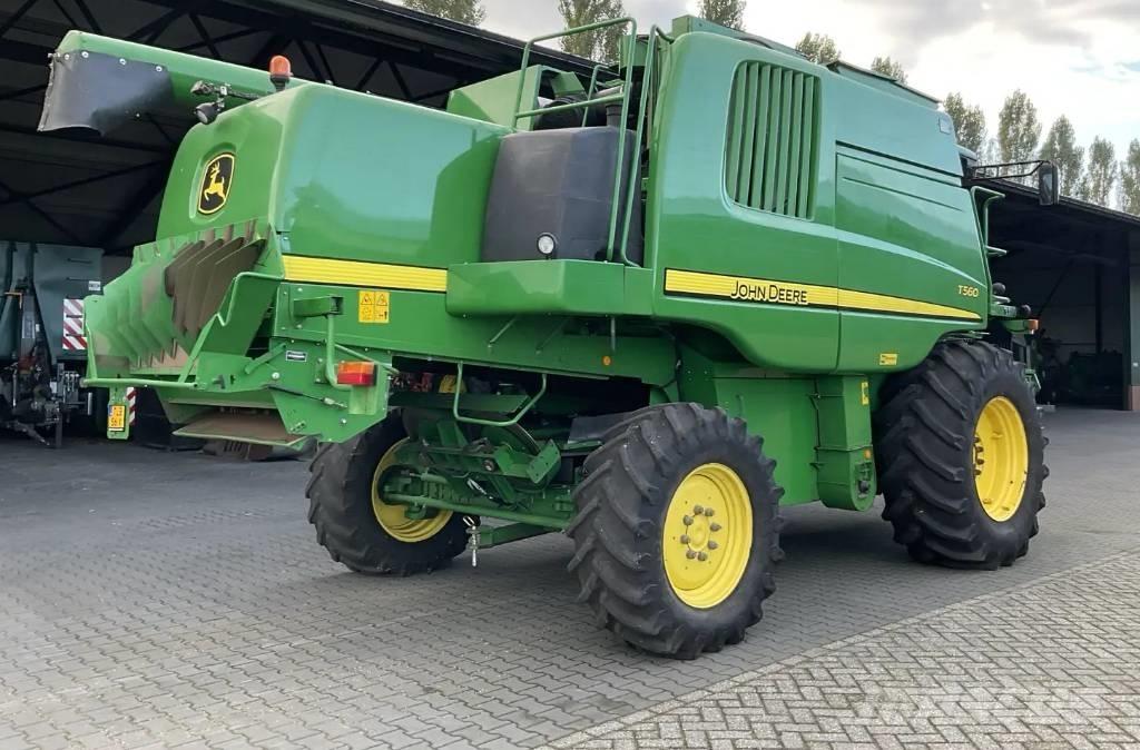 John Deere T 560 Combine harvesters